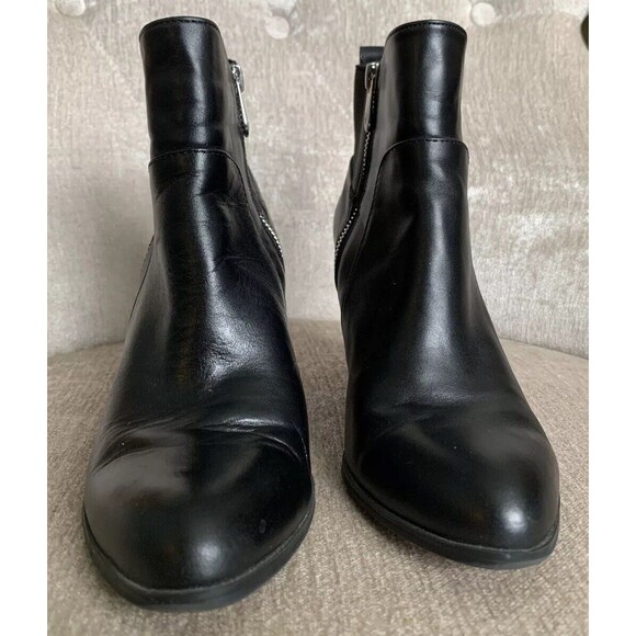 Adrienne Vittadini Women’s Ankle Boots Size 7.5 Leather Black Zip Up - Picture 3 of 8